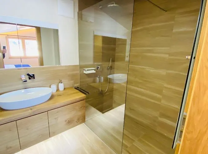 Alpinlodge Appartement Flachau